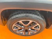 Jeep Renegade — foto 8 de 10
