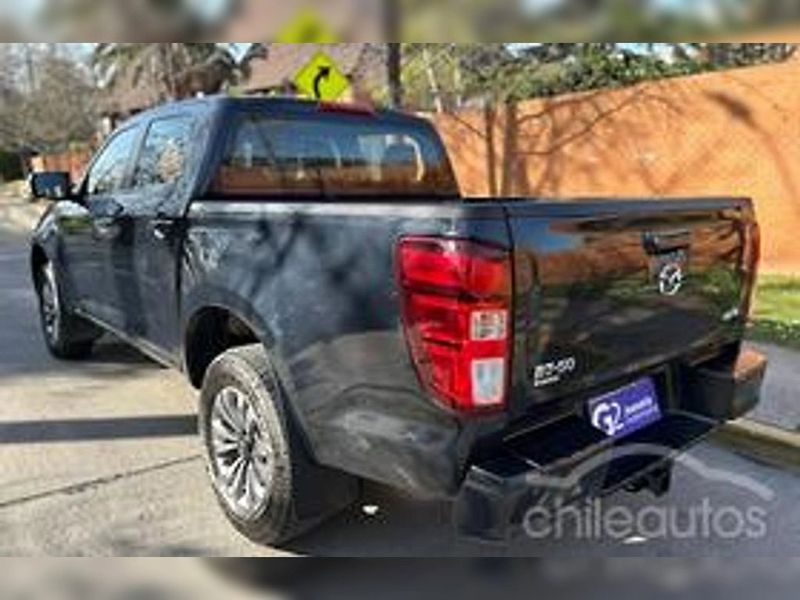 Mazda Bt50 — foto 3 de 11