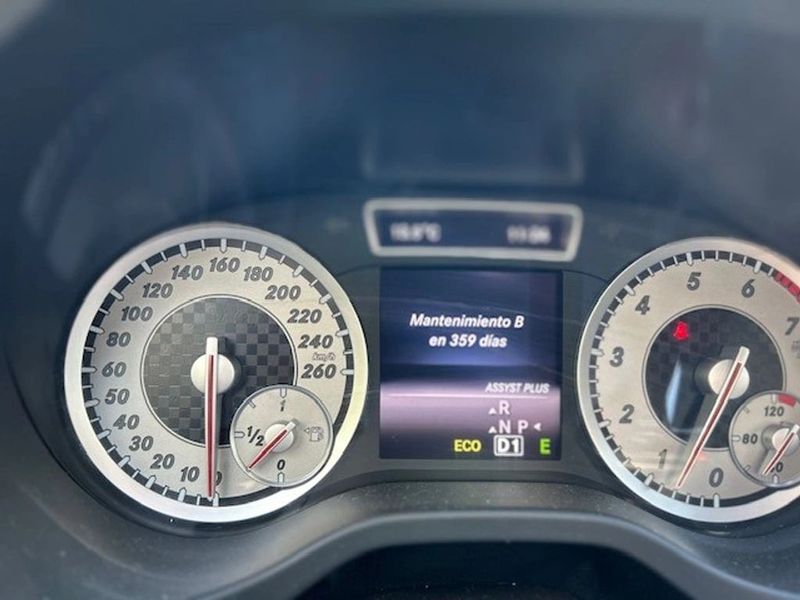 Mercedes-Benz A200 — foto 16 de 20