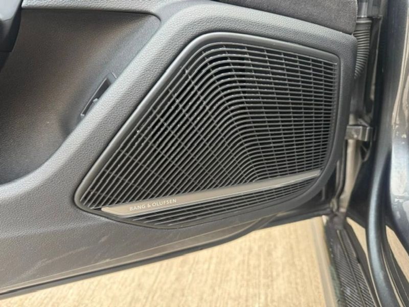 Audi Rs5 — foto 12 de 28