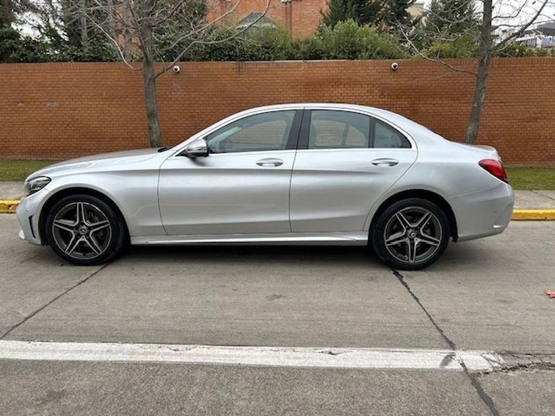 Mercedes-Benz C200 — foto 3 de 20
