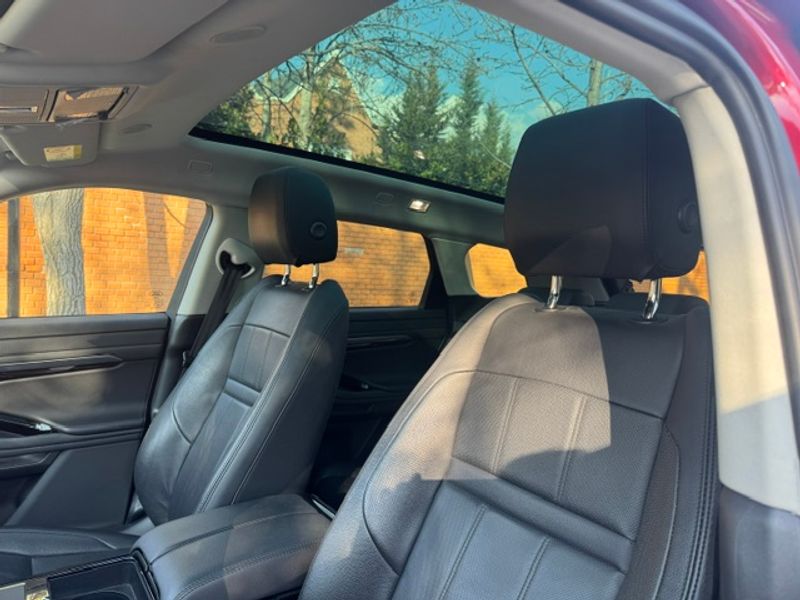 Land Rover Range Rover Evoque — foto 11 de 31