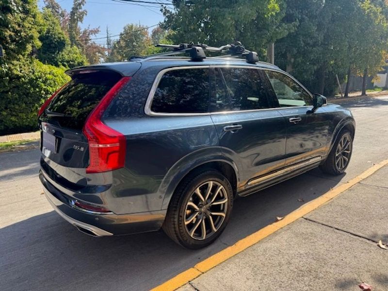 Volvo Xc90 — foto 6 de 25