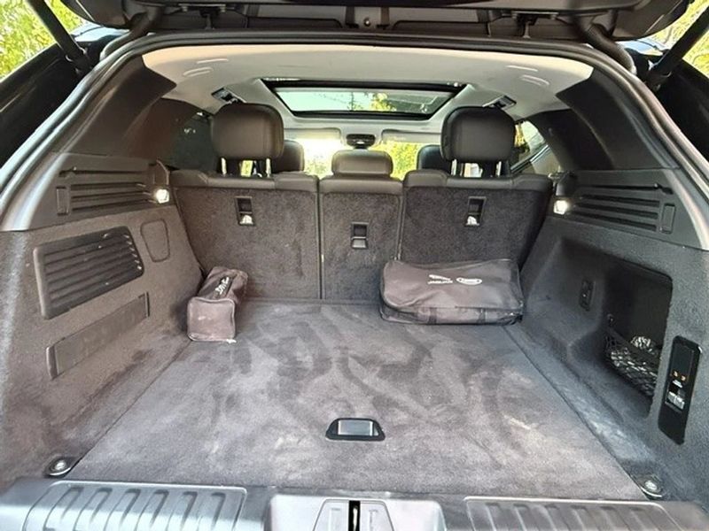Land Rover Range Rover — foto 12 de 29