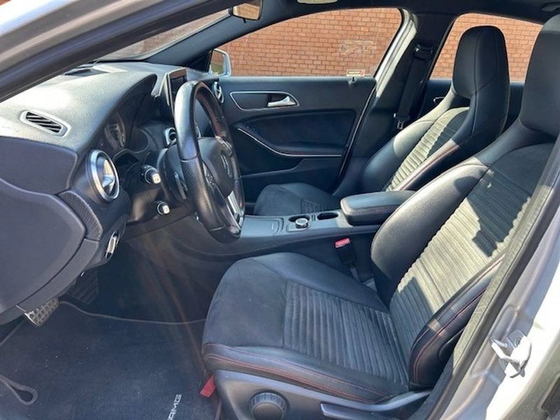 Mercedes-Benz A200 — foto 14 de 20