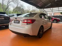 Subaru Impreza — foto 7 de 10