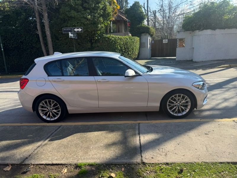 BMW 118 — foto 10 de 31