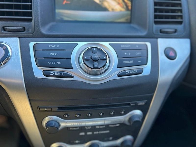 Nissan Murano — foto 18 de 26