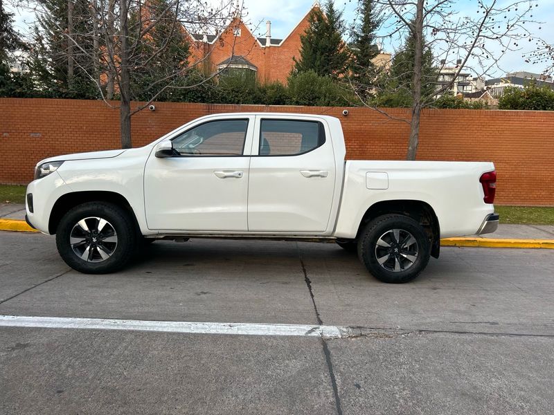 Peugeot Landtrek — foto 7 de 15