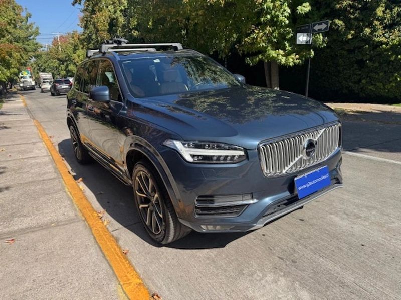 Volvo Xc90 — foto 2 de 25