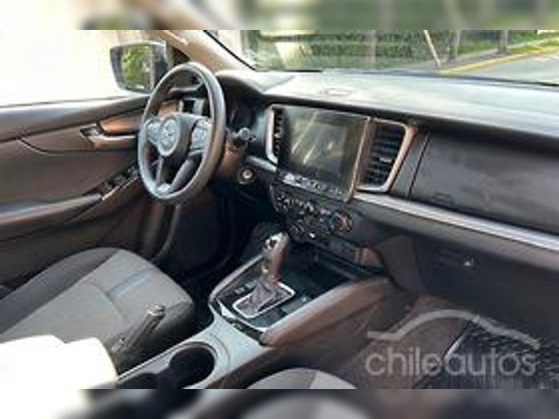 Mazda Bt50 — foto 9 de 11