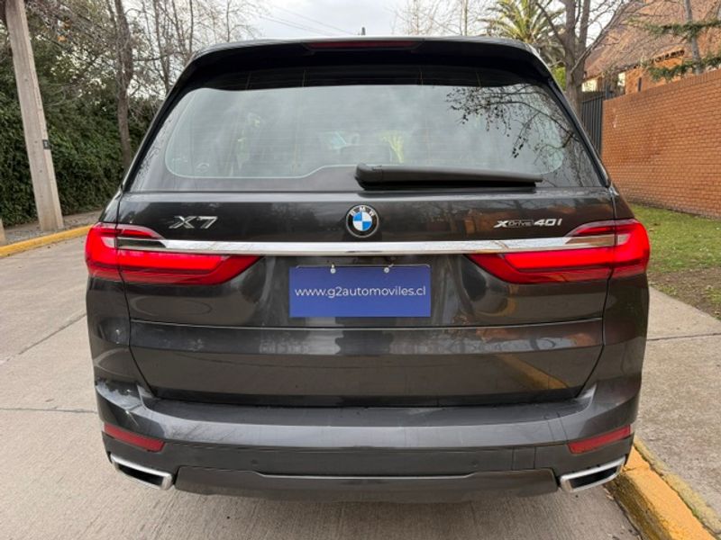 BMW X7 — foto 9 de 28