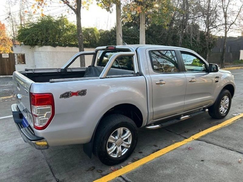 Ford Ranger — foto 3 de 19