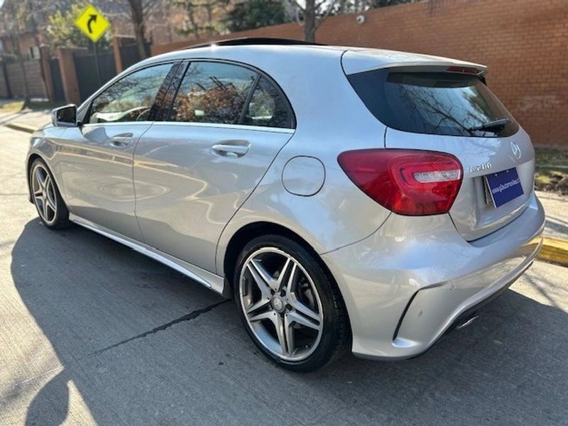 Mercedes-Benz A200 — foto 6 de 20