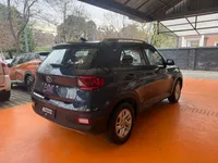 Hyundai Venue — foto 6 de 9