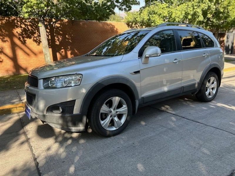 Chevrolet Captiva — foto 7 de 25