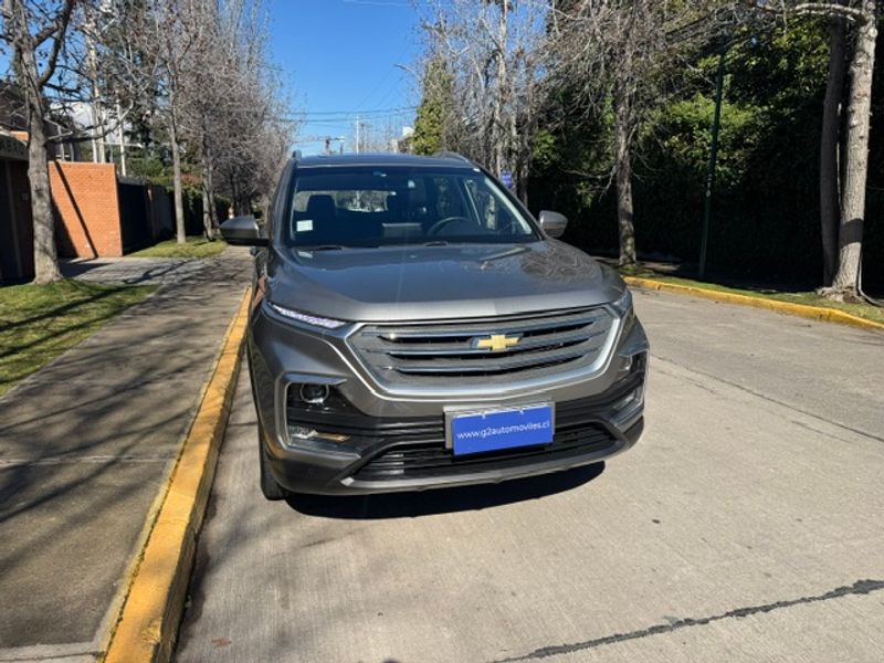 Chevrolet Captiva — foto 5 de 28