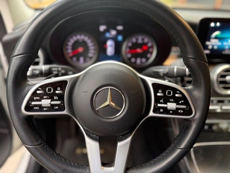 Mercedes-Benz Glc200 — foto 22 de 22