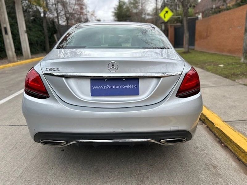 Mercedes-Benz C200