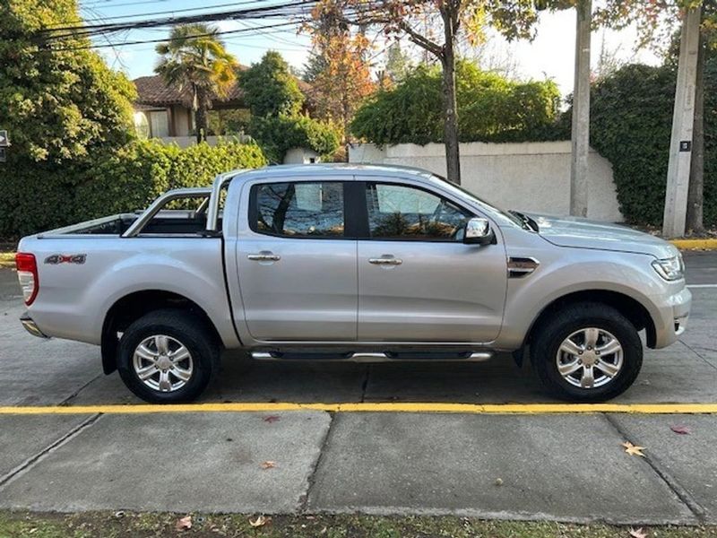Ford Ranger — foto 2 de 19