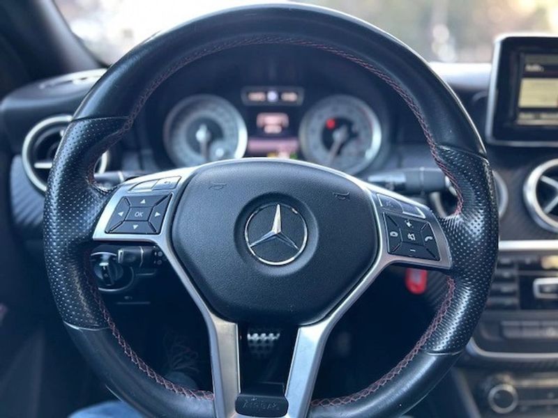 Mercedes-Benz A200 — foto 18 de 20