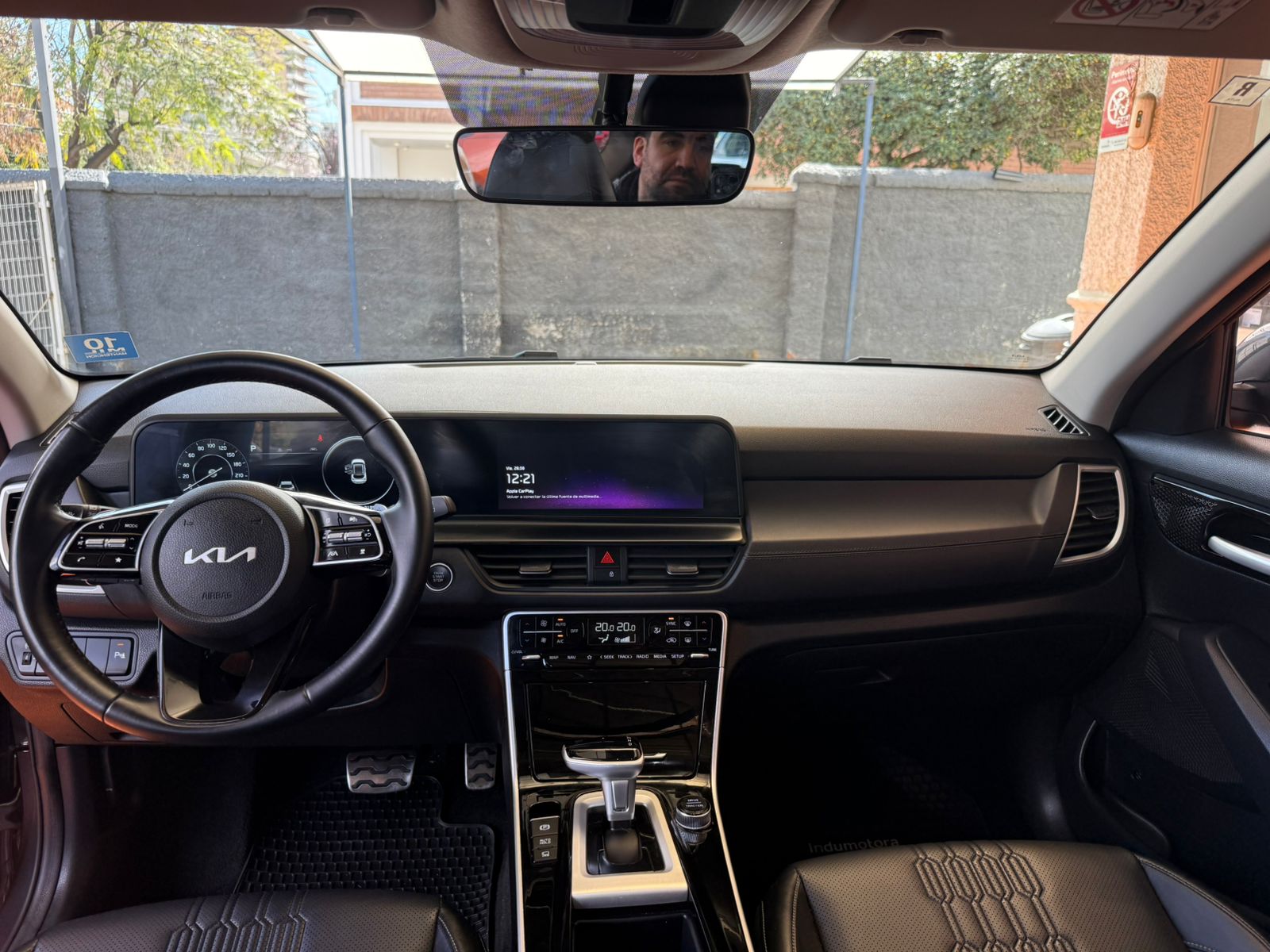large car