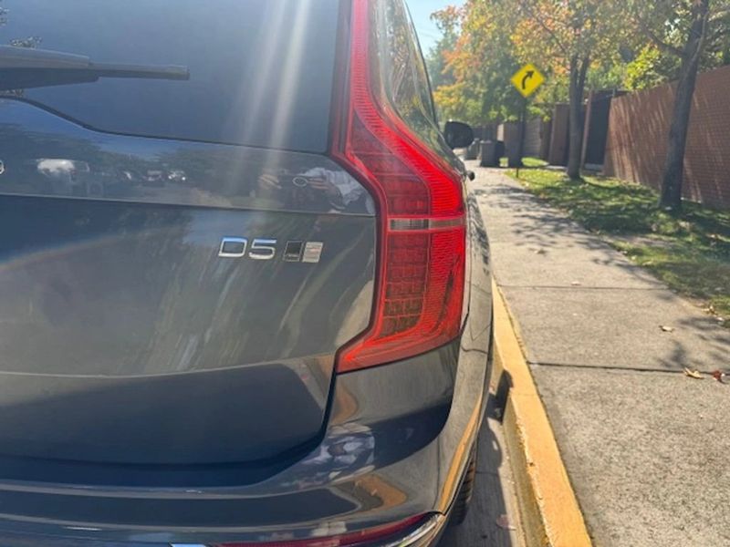 Volvo Xc90 — foto 7 de 25