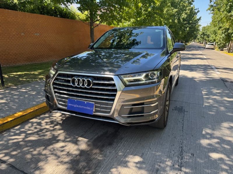 Audi Q7 — foto 3 de 33