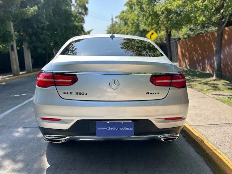 Mercedes-Benz Gle350 — foto 4 de 22