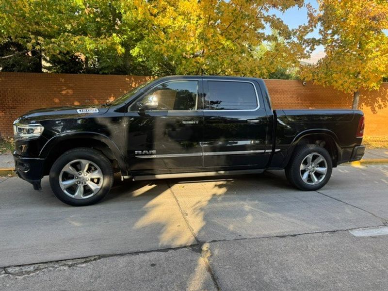 RAM 1500 — foto 11 de 26
