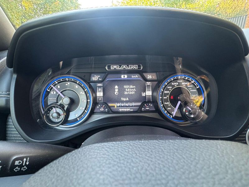 RAM 1500 — foto 12 de 26