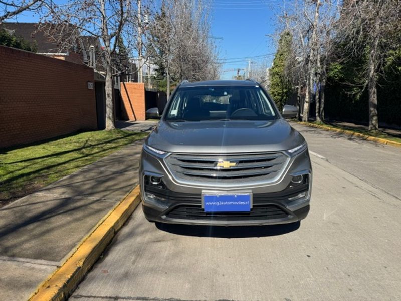 Chevrolet Captiva — foto 4 de 28