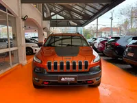 Jeep Cherokee — foto 3 de 10