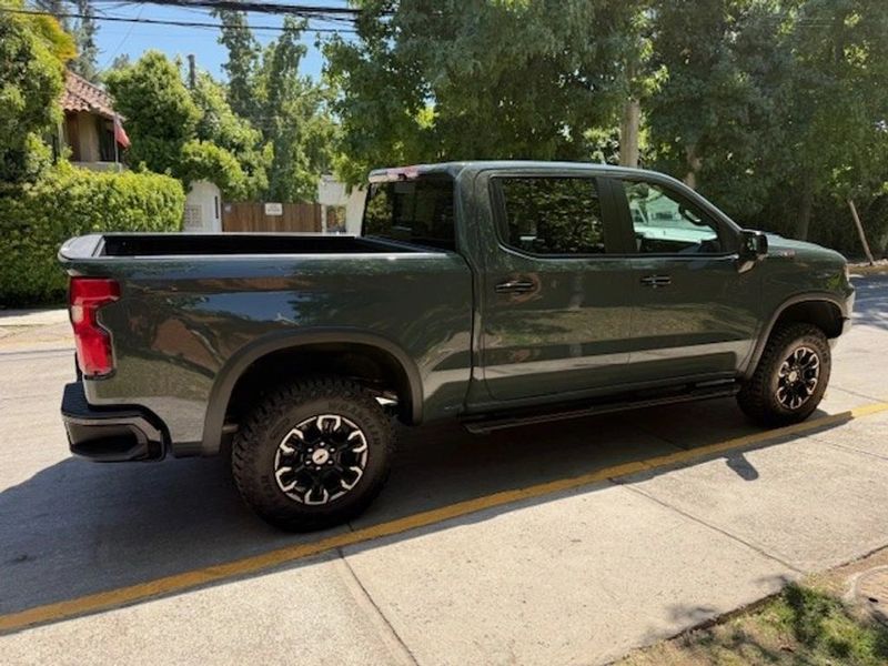 Chevrolet Silverado — foto 5 de 29