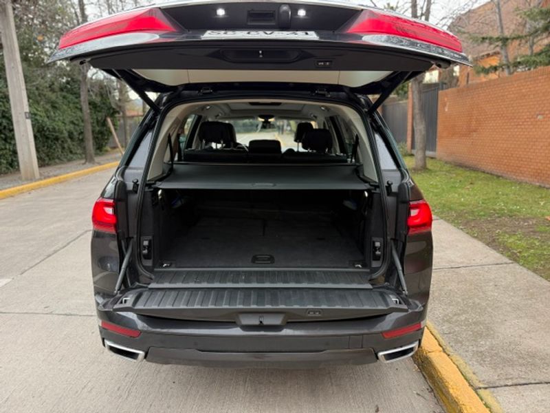 BMW X7 — foto 16 de 28