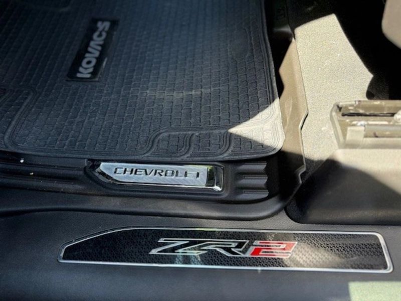 Chevrolet Silverado — foto 26 de 29