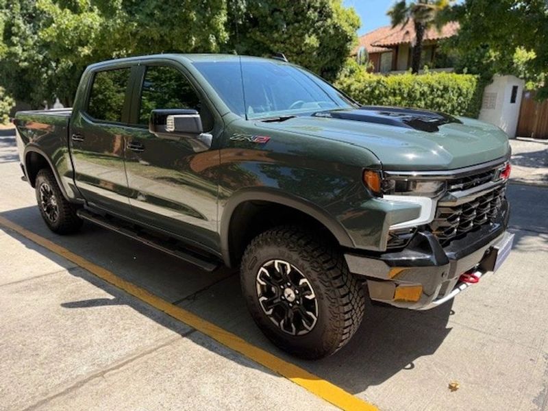 Chevrolet Silverado — foto 4 de 29
