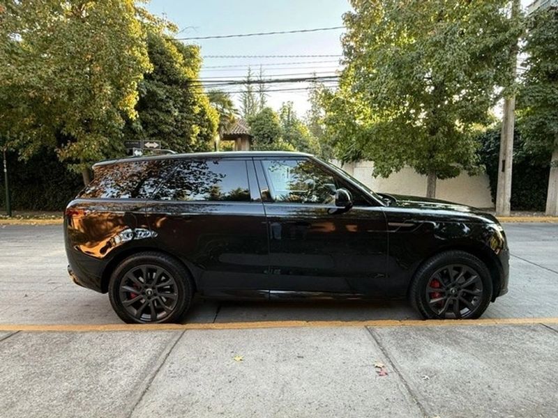 Land Rover Range Rover — foto 4 de 29