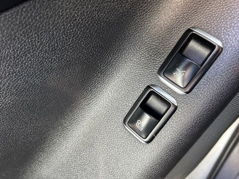 Mercedes-Benz Gle350 — foto 18 de 22