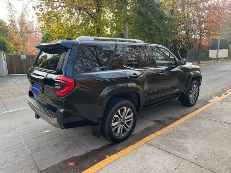 Toyota 4Runner — foto 5 de 24