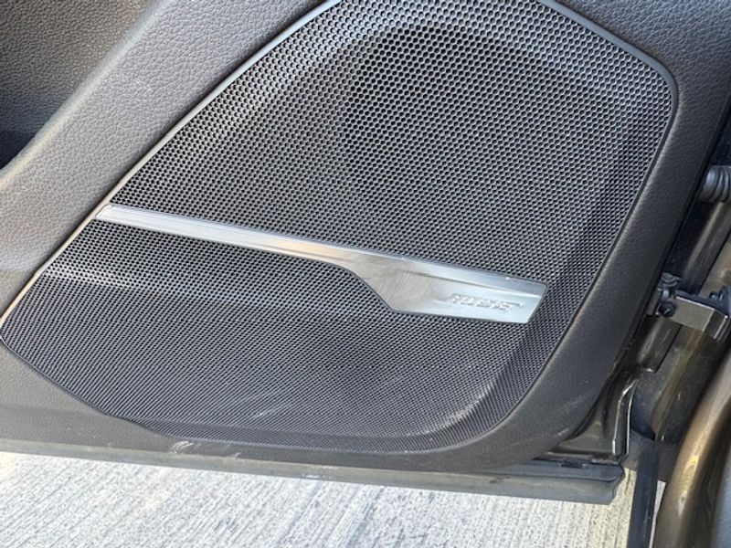 Audi Q7 — foto 33 de 33