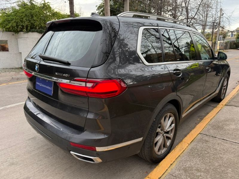BMW X7 — foto 8 de 28