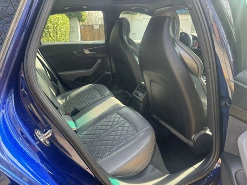Audi S4 — foto 8 de 29