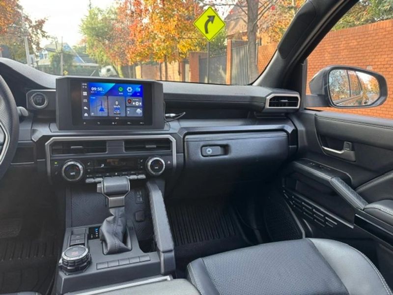 Toyota 4Runner — foto 20 de 24