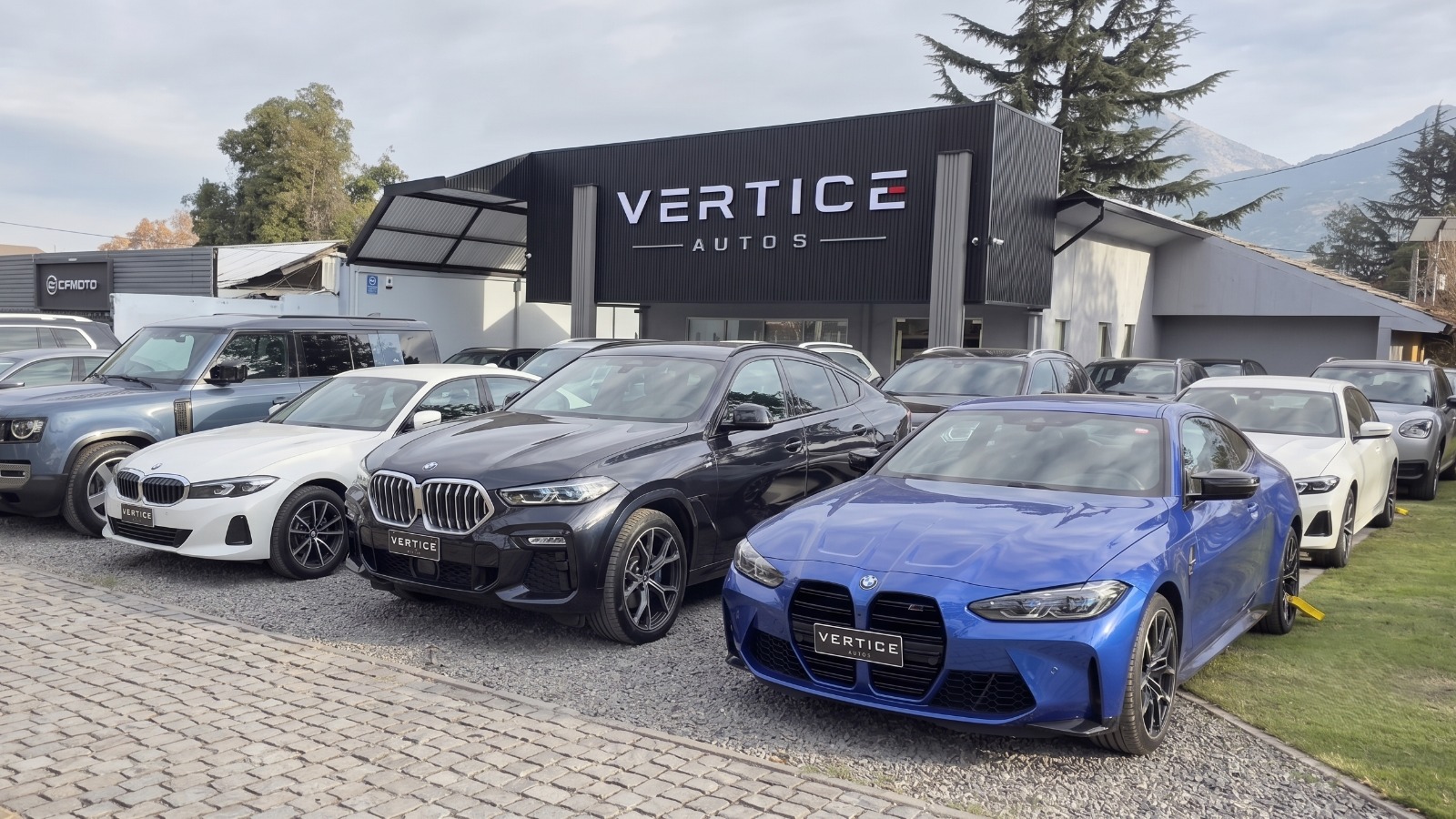 Fachada de Avenida Vitacura 9118, Vitacura, Metropolitana de Santiago