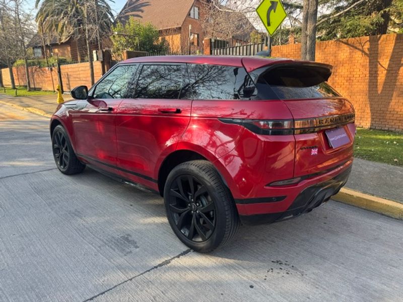Land Rover Range Rover Evoque — foto 20 de 31