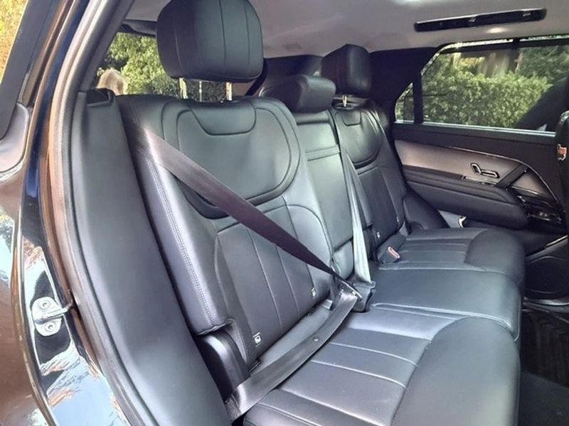 Land Rover Range Rover — foto 10 de 29