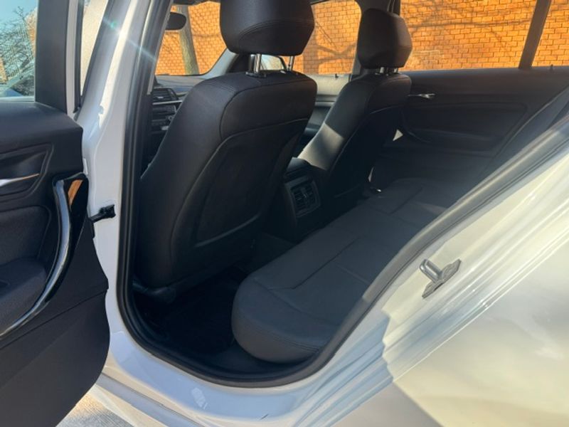 BMW 118 — foto 23 de 31