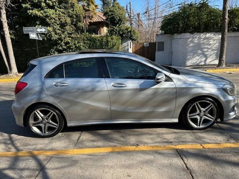Mercedes-Benz A200 — foto 2 de 20
