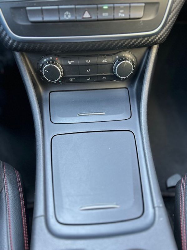 Mercedes-Benz Gla200 — foto 15 de 16